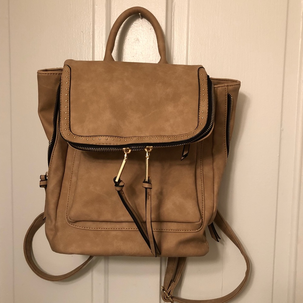 Violet Ray | Multipocket Backpack